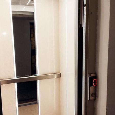 Cuza 21 Apartman Brăila Kültér fotó