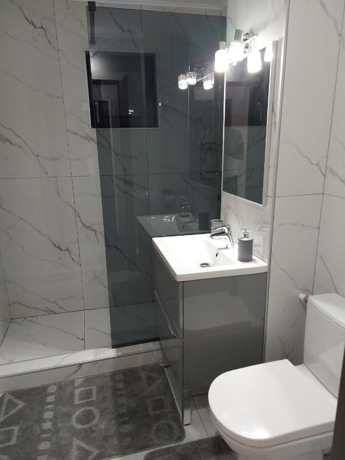 Cuza 21 Apartman Brăila Kültér fotó